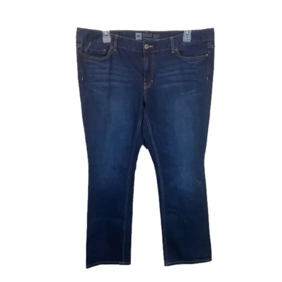 Mossimo Women’s plus size bootcut jeans.  EUC. 
Size: 18 - Picture 1 of 7